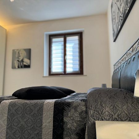 Family Stylish Apartment Норча Экстерьер фото